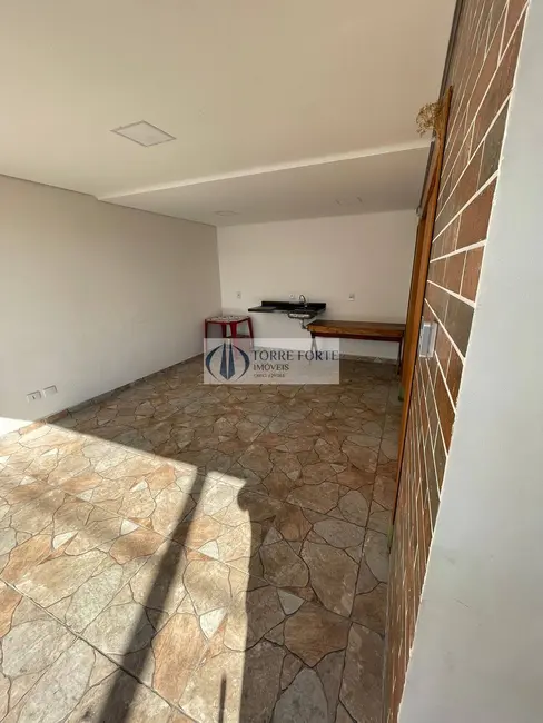 Casa com 2 quartos à venda, 100m2 em Vila Antonieta, São Paulo - SP - imagem 6 Foto 6 de Casa com 2 quartos à venda, 100m2 em Vila Antonieta, São Paulo - SP