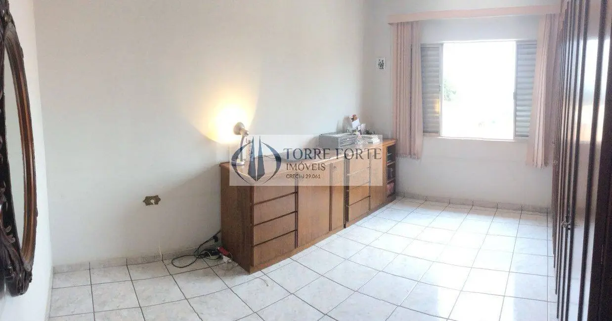 Foto 9 de Casa com 3 quartos à venda, 300m2 em Parque Independência, São Paulo - SP