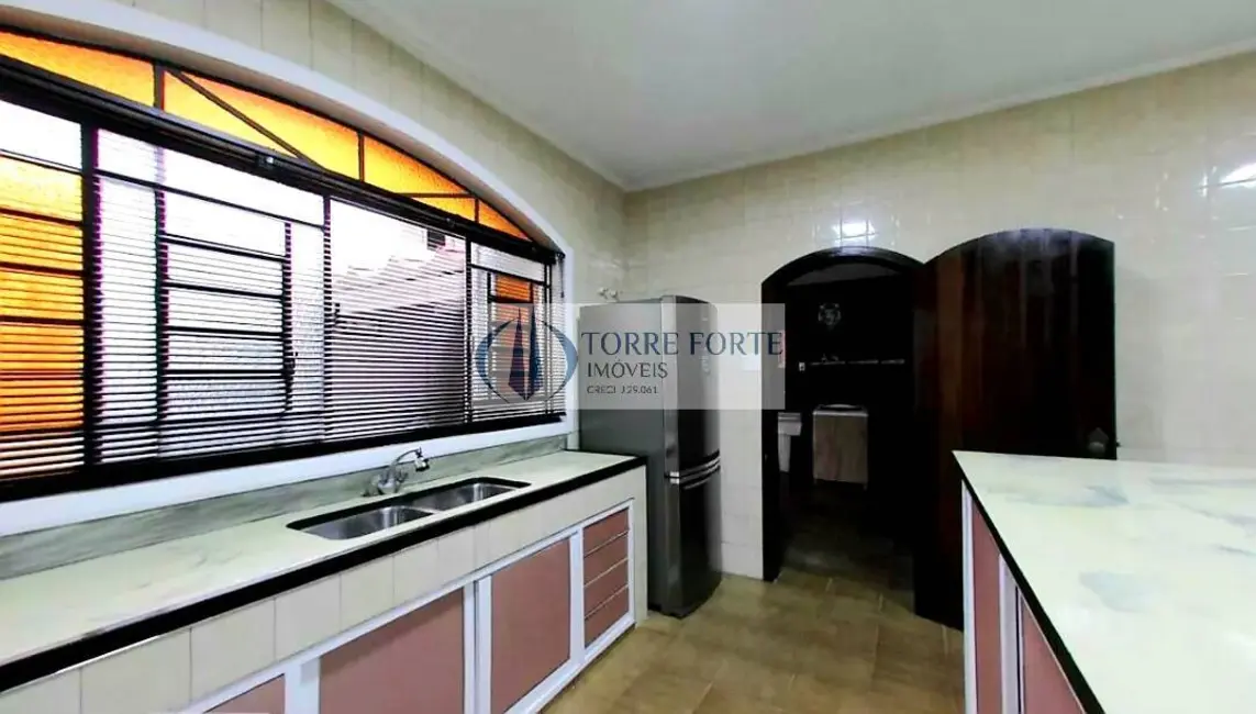 Foto 2 de Sobrado com 4 quartos à venda, 240m2 em Barcelona, Sao Caetano Do Sul - SP