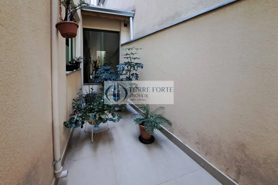 Sobrado com 4 quartos à venda, 400m2 em Santa Maria, Sao Caetano Do Sul - SP - imagem 6 Foto 6 de Sobrado com 4 quartos à venda, 400m2 em Santa Maria, Sao Caetano Do Sul - SP