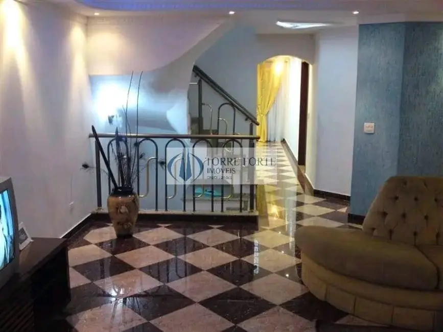 Foto 1 de Sobrado com 4 quartos à venda, 330m2 em Vila Antonieta, São Paulo - SP