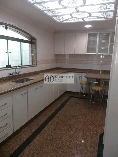 Foto 8 de Sobrado com 4 quartos à venda, 330m2 em Vila Antonieta, São Paulo - SP