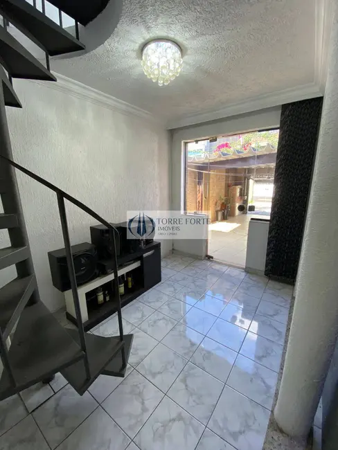 Foto 3 de Casa com 4 quartos à venda, 225m2 em São Paulo - SP