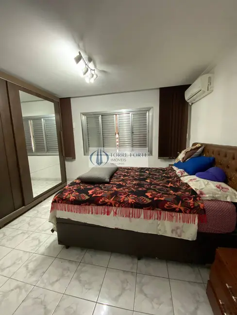 Foto 8 de Casa com 4 quartos à venda, 225m2 em São Paulo - SP