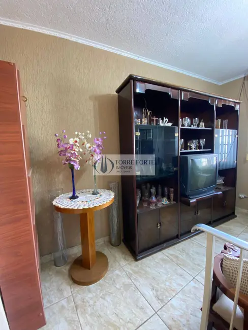 Foto 2 de Casa com 4 quartos à venda, 225m2 em São Paulo - SP