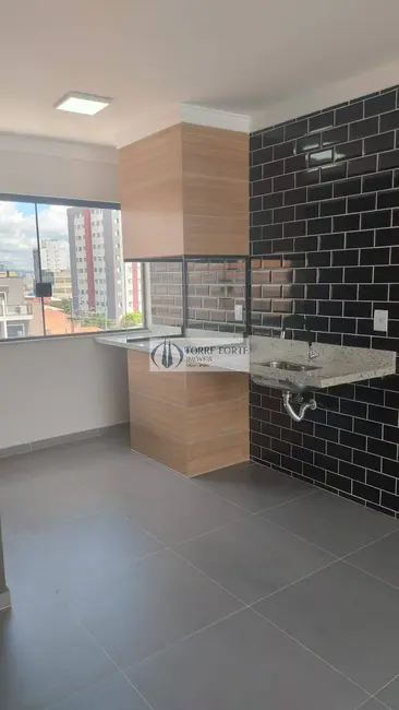 Sobrado com 3 quartos à venda, 170m2 em Vila Carrão, São Paulo - SP - imagem 6 Foto 6 de Sobrado com 3 quartos à venda, 170m2 em Vila Carrão, São Paulo - SP