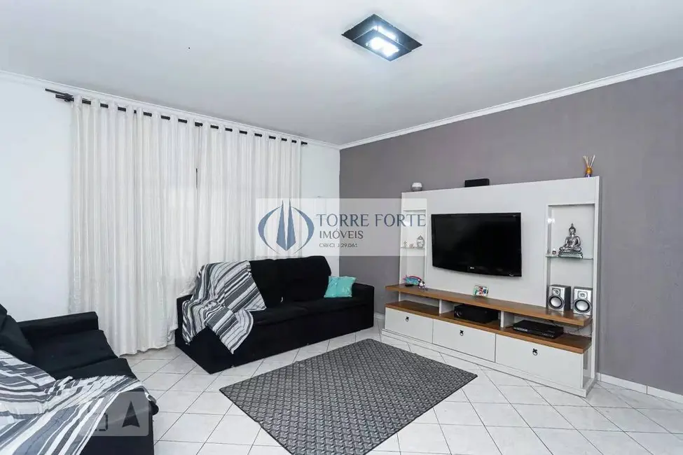 Sobrado com 3 quartos à venda, 166m2 em Jardim Vila Formosa, São Paulo - SP - imagem 5 Foto 5 de Sobrado com 3 quartos à venda, 166m2 em Jardim Vila Formosa, São Paulo - SP