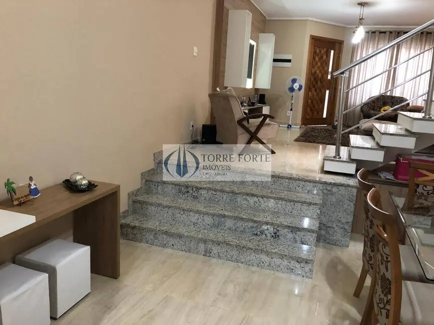 Foto 4 de Casa com 3 quartos à venda, 180m2 em Vila Ivone, São Paulo - SP