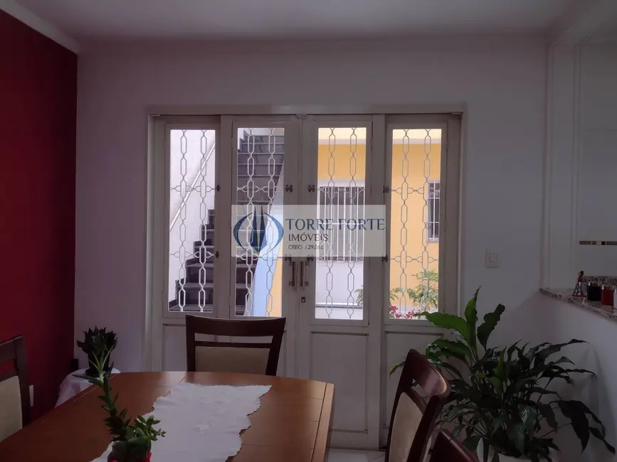 Foto 6 de Sobrado com 3 quartos à venda, 230m2 em Vila Scarpelli, Santo Andre - SP