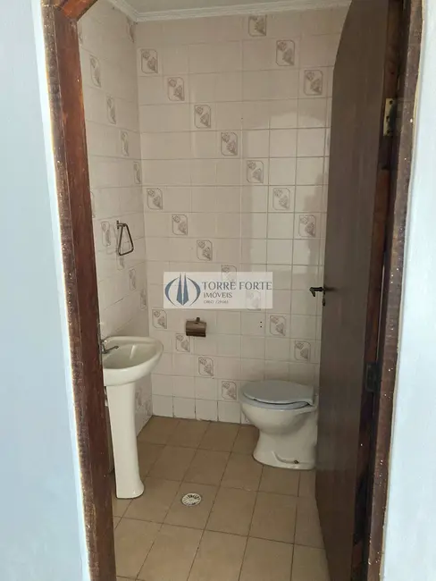 Sobrado com 3 quartos à venda, 244m2 em Vila Camilópolis, Santo Andre - SP - imagem 5 Foto 5 de Sobrado com 3 quartos à venda, 244m2 em Vila Camilópolis, Santo Andre - SP