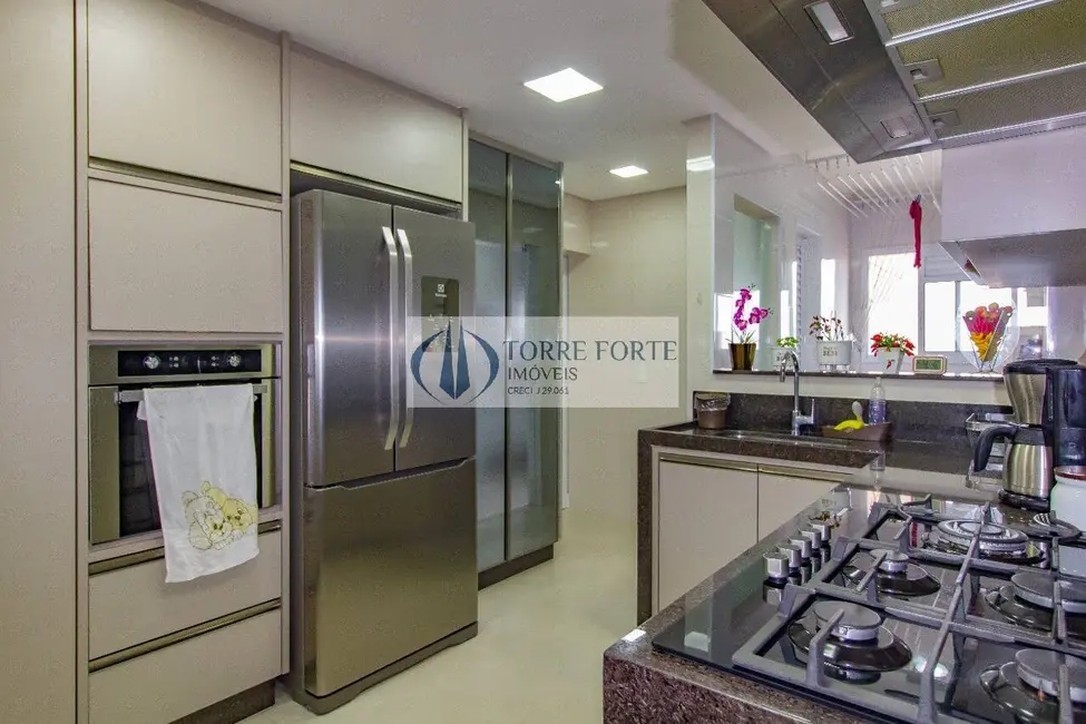 Foto 6 de Apartamento com 3 quartos à venda, 123m2 em Parque São Jorge, São Paulo - SP