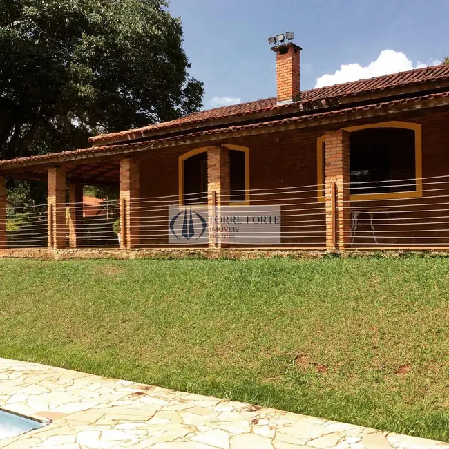 Chácara com 3 quartos à venda, 8000m2 em Extrema - MG - imagem 3 Foto 3 de Chácara com 3 quartos à venda, 8000m2 em Extrema - MG