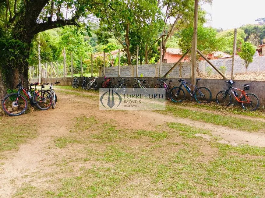 Chácara com 3 quartos à venda, 8000m2 em Extrema - MG - imagem 8 Foto 8 de Chácara com 3 quartos à venda, 8000m2 em Extrema - MG