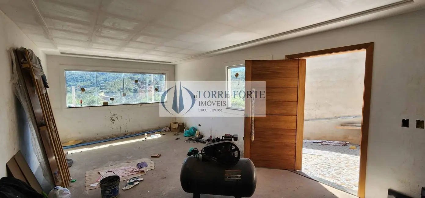 Foto 2 de Casa com 3 quartos à venda, 140m2 em Mairipora - SP