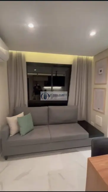 Foto 6 de Apartamento com 2 quartos para alugar, 38m2 em Moema, São Paulo - SP