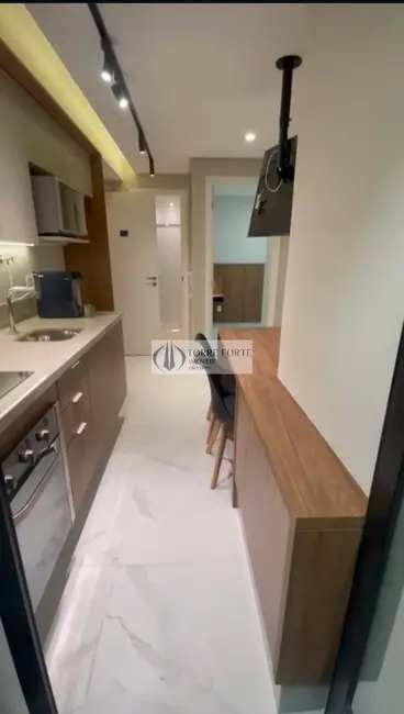 Foto 4 de Apartamento com 2 quartos para alugar, 38m2 em Moema, São Paulo - SP