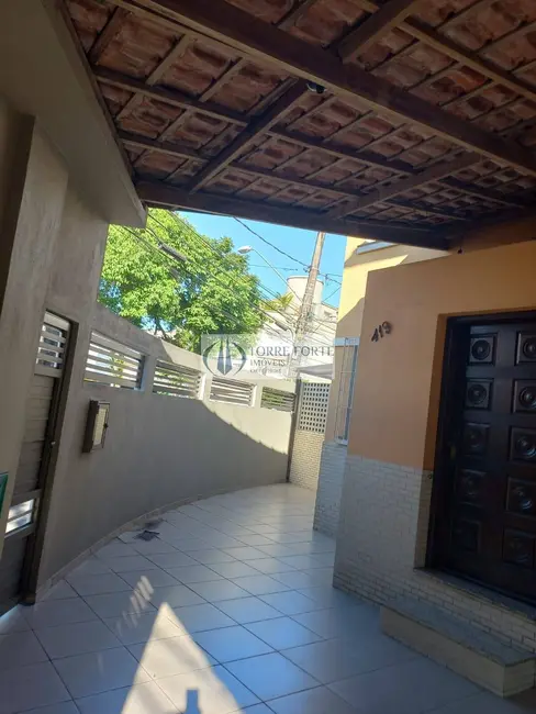 Foto 1 de Sobrado com 3 quartos à venda, 180m2 em Embaré, Santos - SP