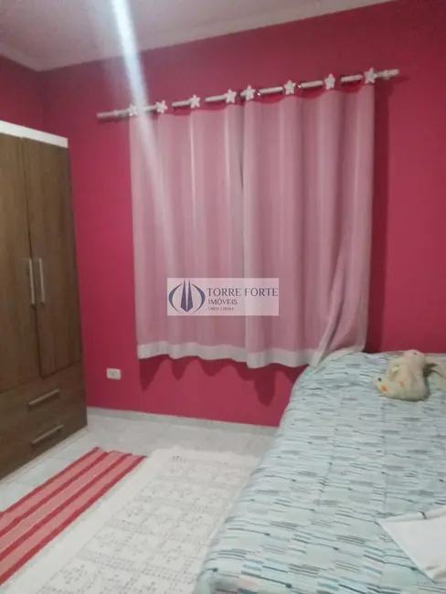 Foto 9 de Casa com 3 quartos à venda, 230m2 em Jardim Dom José, São Paulo - SP