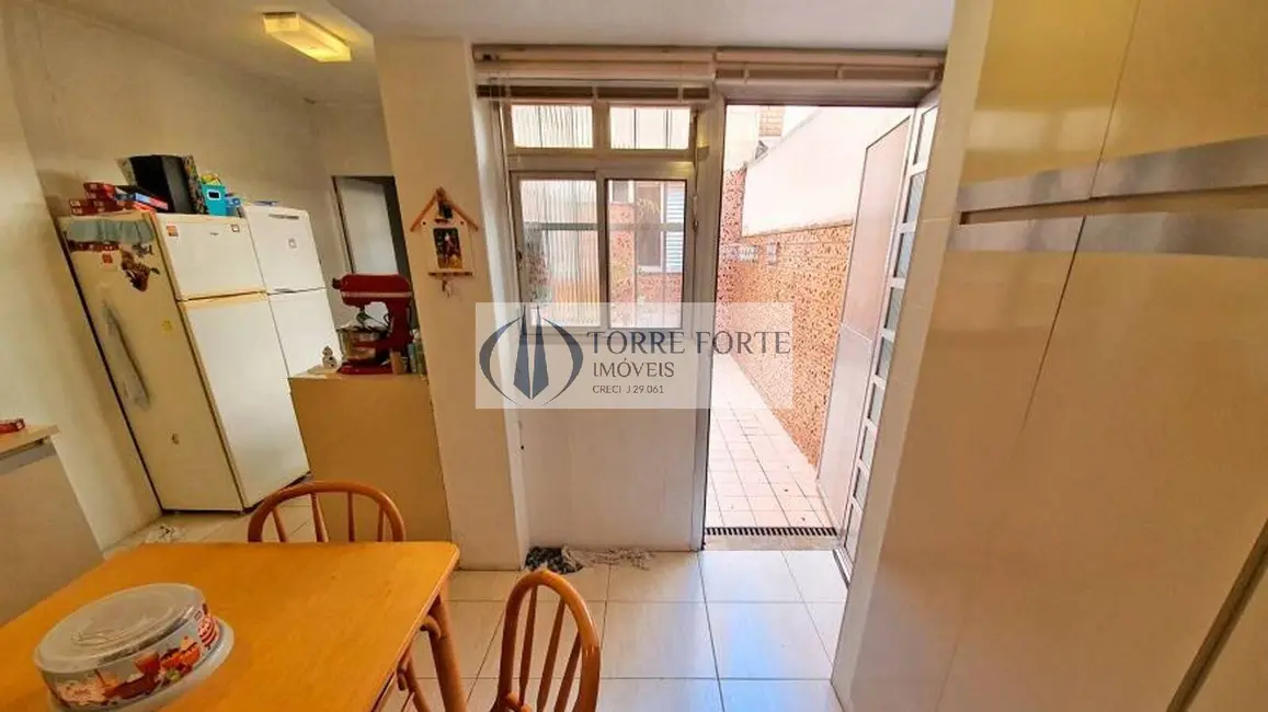 Foto 9 de Casa com 4 quartos à venda, 238m2 em Tatuapé, São Paulo - SP