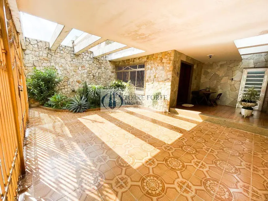 Casa com 3 quartos à venda, 158m2 em Vila Formosa, São Paulo - SP - imagem 1 Foto 1 de Casa com 3 quartos à venda, 158m2 em Vila Formosa, São Paulo - SP