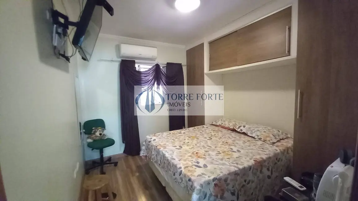 Sobrado com 2 quartos à venda, 100m2 em Cidade São Mateus, São Paulo - SP - imagem 6 Foto 6 de Sobrado com 2 quartos à venda, 100m2 em Cidade São Mateus, São Paulo - SP