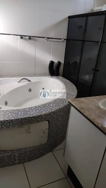 Foto 3 de Casa com 3 quartos à venda, 336m2 em Chácara Nova Odessa, Mogi Guacu - SP