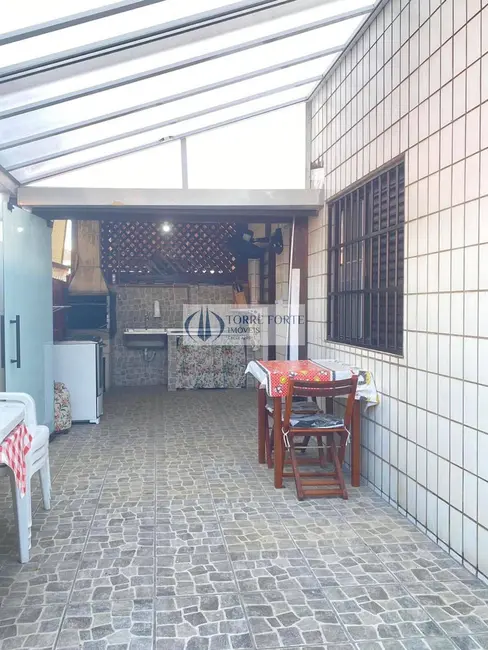 Apartamento com 1 quarto à venda, 138m2 em Caiçara, Praia Grande - SP - imagem 2 Foto 2 de Apartamento com 1 quarto à venda, 138m2 em Caiçara, Praia Grande - SP