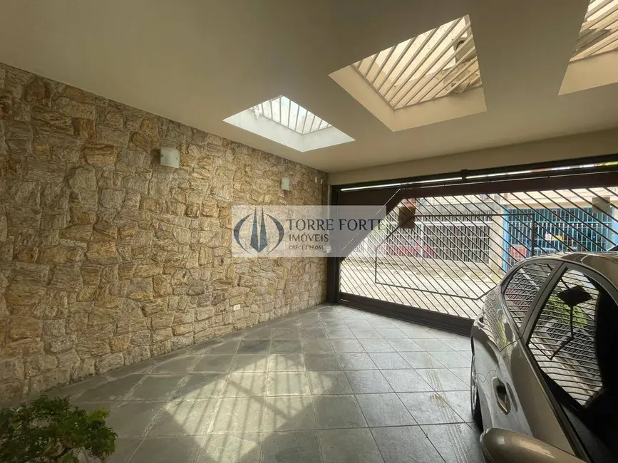 Sobrado com 3 quartos à venda, 198m2 em Tatuapé, São Paulo - SP - imagem 1 Foto 1 de Sobrado com 3 quartos à venda, 198m2 em Tatuapé, São Paulo - SP