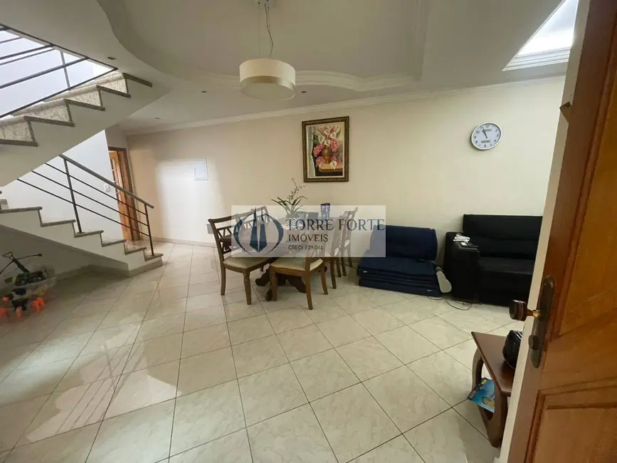 Sobrado com 3 quartos à venda, 198m2 em Tatuapé, São Paulo - SP - imagem 9 Foto 9 de Sobrado com 3 quartos à venda, 198m2 em Tatuapé, São Paulo - SP