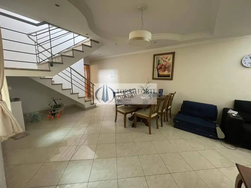 Sobrado com 3 quartos à venda, 198m2 em Tatuapé, São Paulo - SP - imagem 8 Foto 8 de Sobrado com 3 quartos à venda, 198m2 em Tatuapé, São Paulo - SP