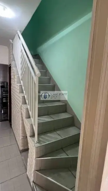 Foto 2 de Casa com 3 quartos à venda, 130m2 em Parque dos Bancários, São Paulo - SP