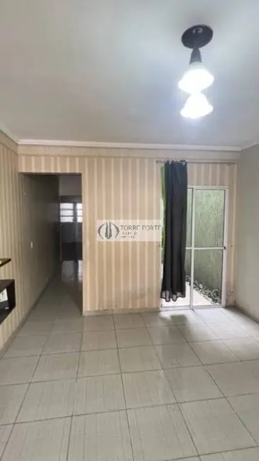 Foto 4 de Casa com 3 quartos à venda, 130m2 em Parque dos Bancários, São Paulo - SP