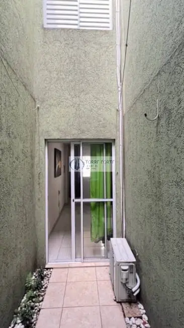 Foto 9 de Casa com 3 quartos à venda, 130m2 em Parque dos Bancários, São Paulo - SP