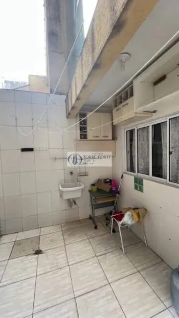 Foto 5 de Casa com 3 quartos à venda, 130m2 em Parque dos Bancários, São Paulo - SP