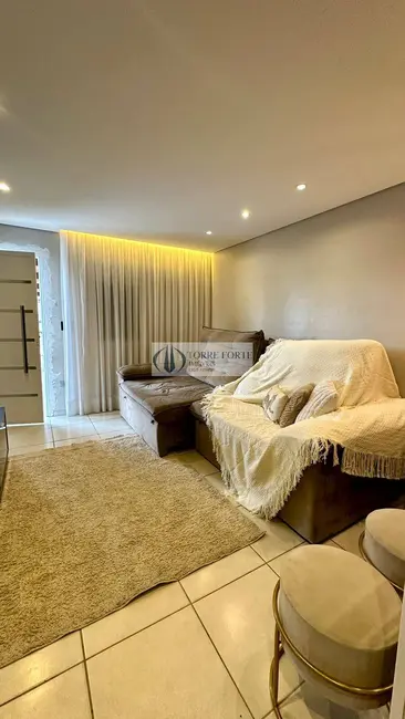 Foto 2 de Casa com 2 quartos à venda, 150m2 em Jardim Tietê, São Paulo - SP