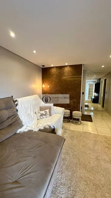 Foto 4 de Casa com 2 quartos à venda, 150m2 em Jardim Tietê, São Paulo - SP