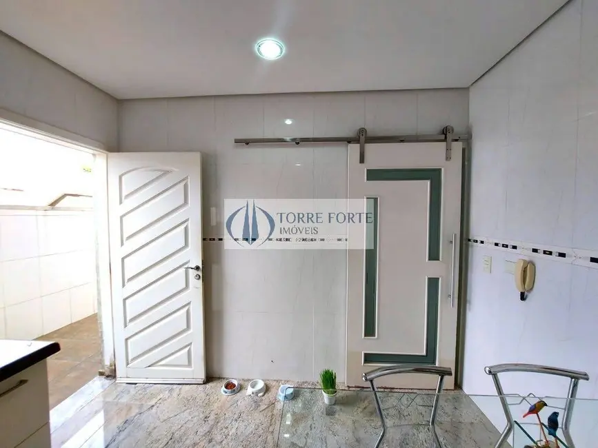 Foto 5 de Casa com 2 quartos à venda e para alugar, 121m2 em Vila Mafra, São Paulo - SP