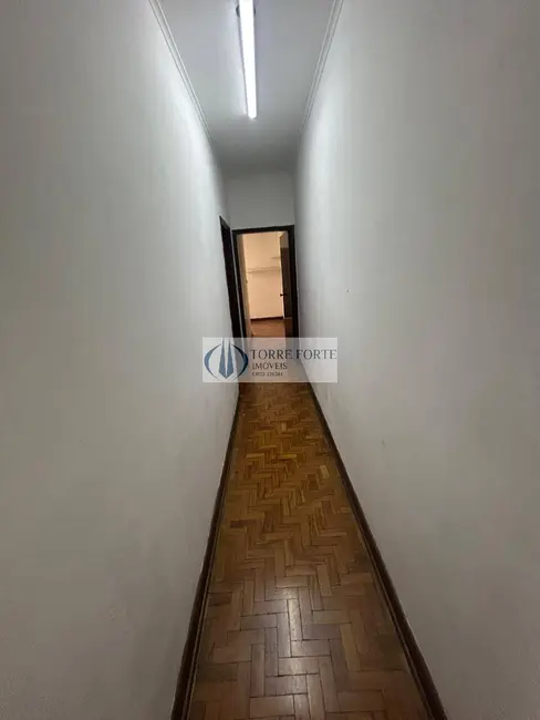 Foto 4 de Casa com 3 quartos para alugar, 240m2 em Cidade Mãe do Céu, São Paulo - SP