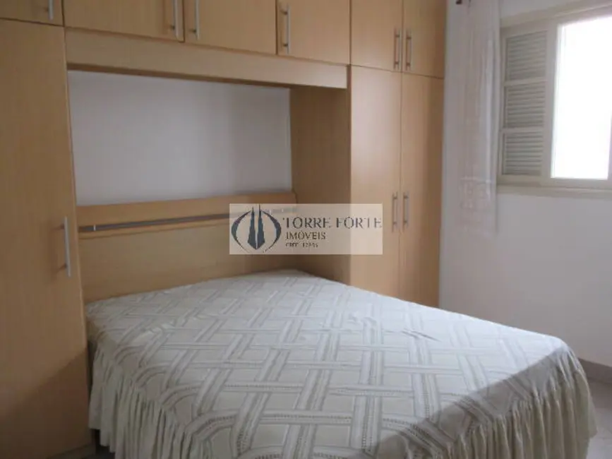 Casa com 2 quartos à venda, 151m2 em Flórida, Praia Grande - SP - imagem 4 Foto 4 de Casa com 2 quartos à venda, 151m2 em Flórida, Praia Grande - SP