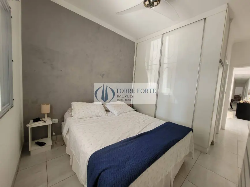Casa com 3 quartos à venda, 115m2 em Aviação, Praia Grande - SP - imagem 8 Foto 8 de Casa com 3 quartos à venda, 115m2 em Aviação, Praia Grande - SP