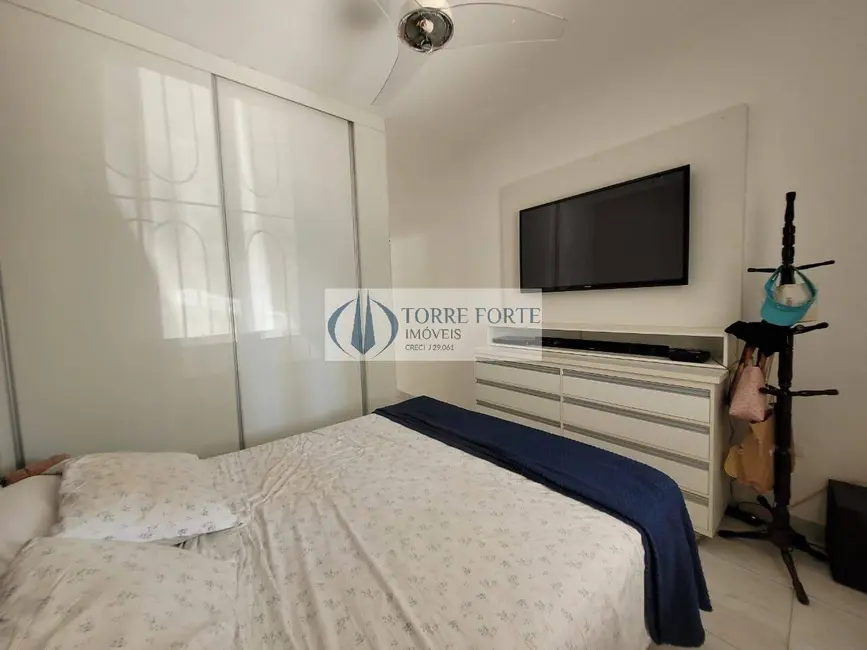 Casa com 3 quartos à venda, 115m2 em Aviação, Praia Grande - SP - imagem 9 Foto 9 de Casa com 3 quartos à venda, 115m2 em Aviação, Praia Grande - SP