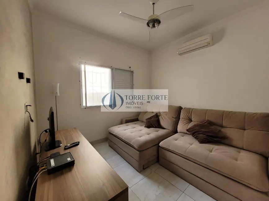 Casa com 3 quartos à venda, 115m2 em Aviação, Praia Grande - SP - imagem 7 Foto 7 de Casa com 3 quartos à venda, 115m2 em Aviação, Praia Grande - SP