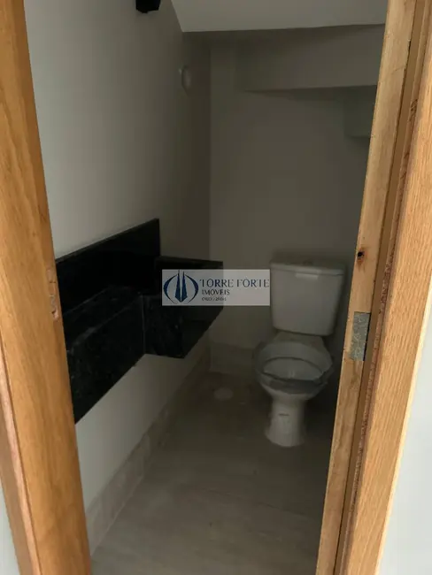 Foto 4 de Casa com 2 quartos à venda, 100m2 em Vila Tolstoi, São Paulo - SP