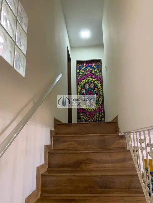 Casa com 3 quartos à venda, 100m2 em Vila Jacuí, São Paulo - SP - imagem 9 Foto 9 de Casa com 3 quartos à venda, 100m2 em Vila Jacuí, São Paulo - SP