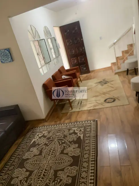 Casa com 3 quartos à venda, 100m2 em Vila Jacuí, São Paulo - SP - imagem 1 Foto 1 de Casa com 3 quartos à venda, 100m2 em Vila Jacuí, São Paulo - SP
