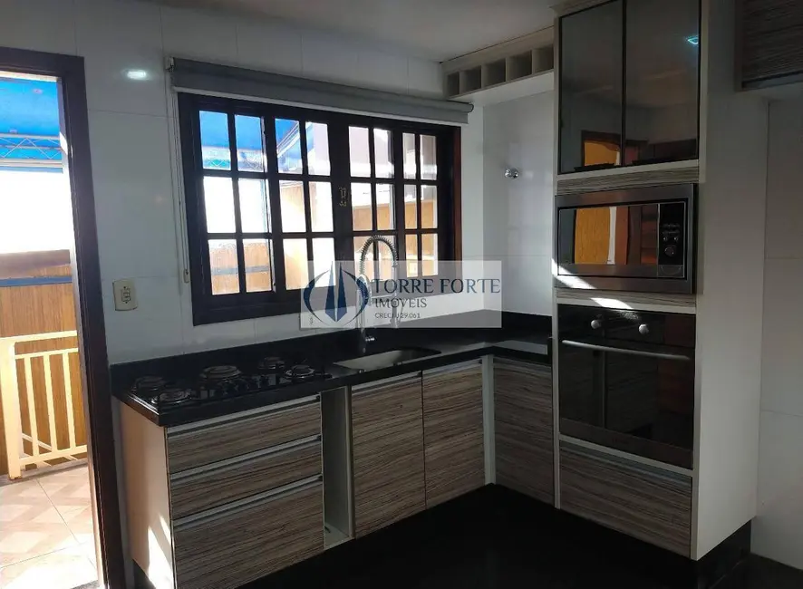 Casa com 3 quartos à venda, 172m2 em Itaquera, São Paulo - SP - imagem 5 Foto 5 de Casa com 3 quartos à venda, 172m2 em Itaquera, São Paulo - SP