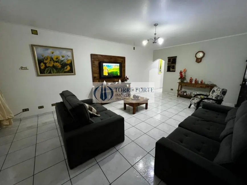 Foto 8 de Sobrado com 3 quartos à venda, 320m2 em Jardim Santo Antônio, Santo Andre - SP