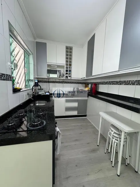 Casa com 2 quartos à venda, 120m2 em Penha de França, São Paulo - SP - imagem 4 Foto 4 de Casa com 2 quartos à venda, 120m2 em Penha de França, São Paulo - SP