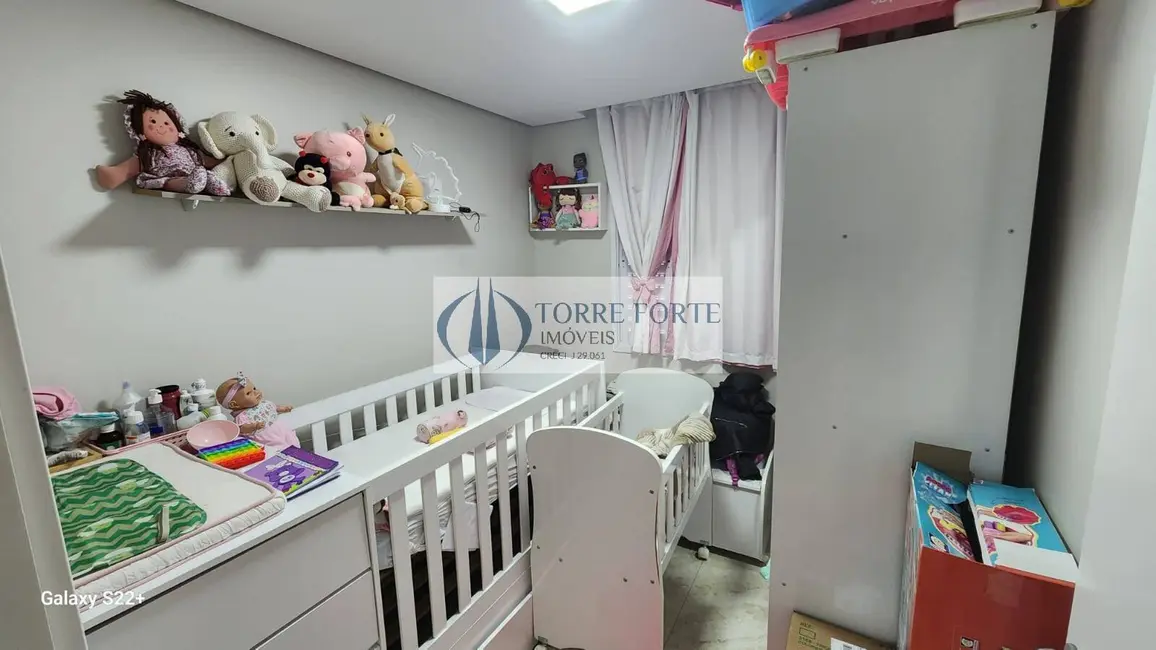 Foto 4 de Apartamento com 2 quartos à venda, 47m2 em Vila Carmosina, São Paulo - SP