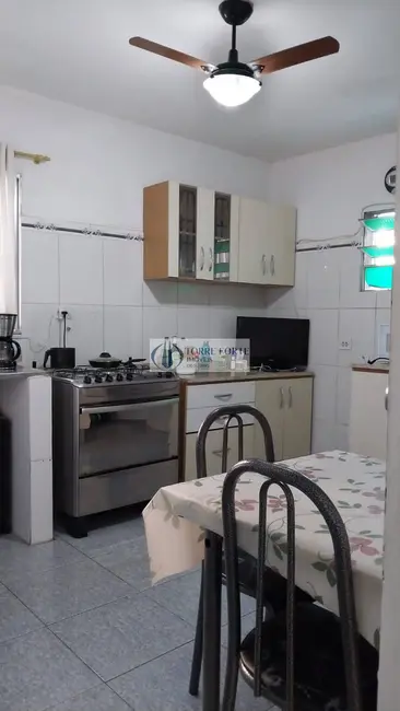 Foto 3 de Casa com 8 quartos à venda, 221m2 em Vila São Geraldo, São Paulo - SP